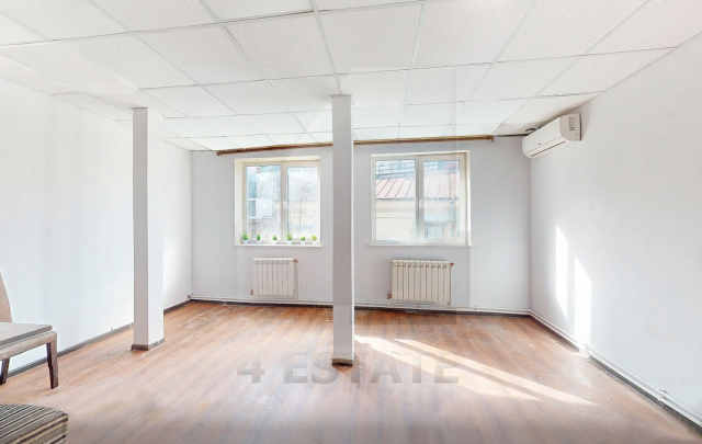 Торговая площадь с отд. входом (можно общепит), м.Добрынинская.