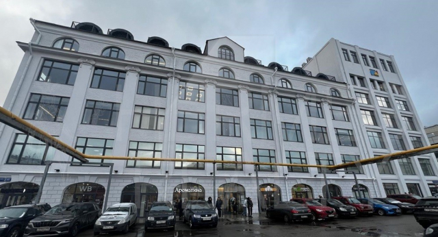 Продажа офисов в бизнес центре класса В+, м.Бауманская.