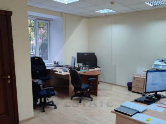 Офисное помещение с отд. входом, м.Цветной б-р.