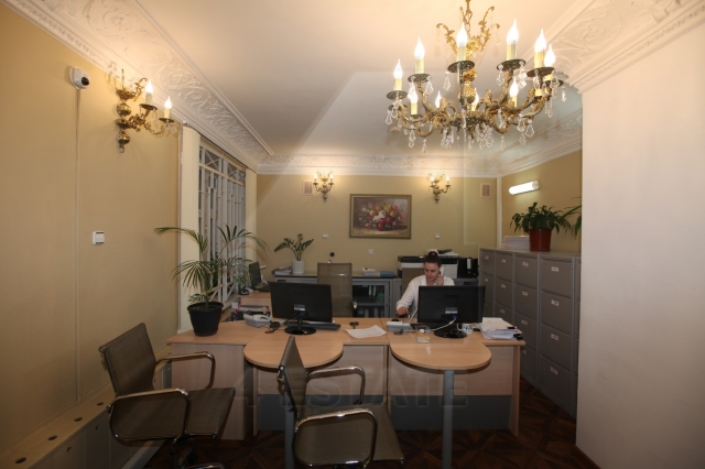 Офисы в презентабельном особняке в аренду, м.Третьяковская.