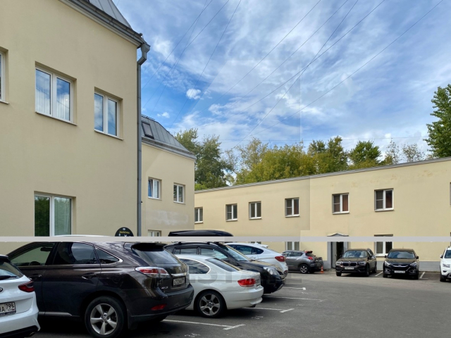 Аренда офисных помещений в особняке класса В+, м.Курская.