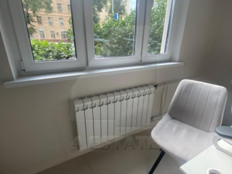 Помещение свободного назначения с отд. входом, м.Молодежная.