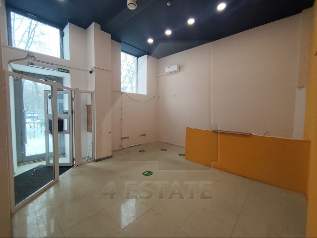 Торговое помещение в аренду, м.Достоевская.