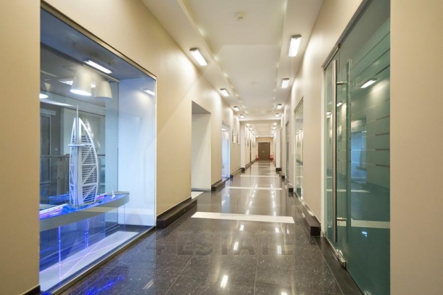 Продажа бизнес центра класса В+, м.Курская.