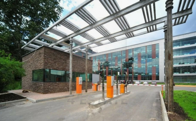 Бизнес-центр "Victory Park Plaza" м. Минская