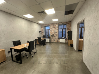 Бизнес-центр «Кустос LOFT».м.Цветной бульвар