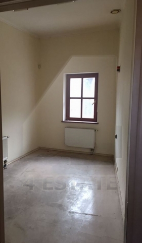 Реконструированный особняк класса В+(можно банк, ресторан), м.Полянка.