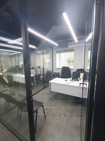 Аренда в бизнес центре класса В+, м.Новослободская.