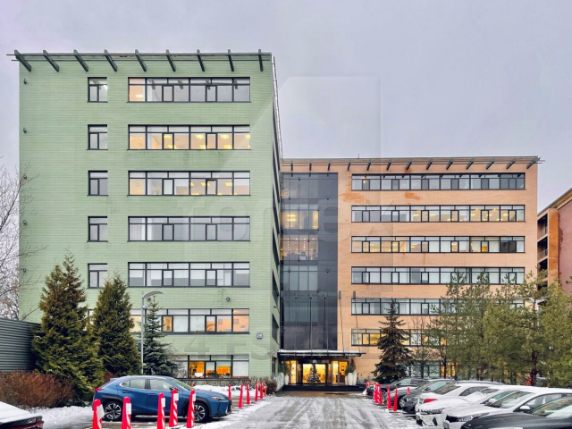 Бизнес-центр «West Plaza», м. Славянский бульвар.