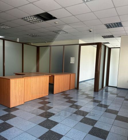 Аренда банковского помещения с отд. входом, м.Маяковская.