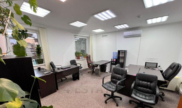 Бизнес центр класса А, м.Киевская.