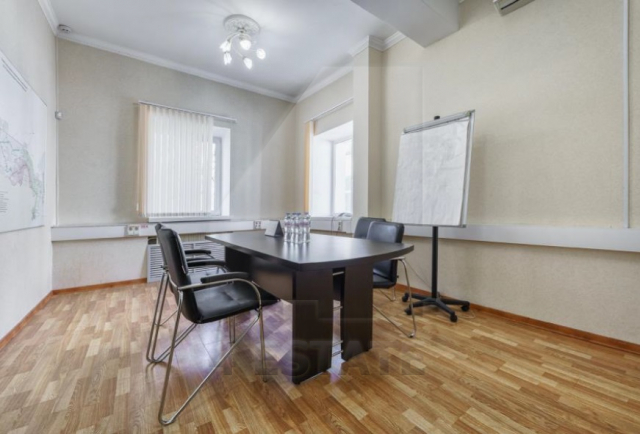 Офисный особняк в аренду, м.Таганская.