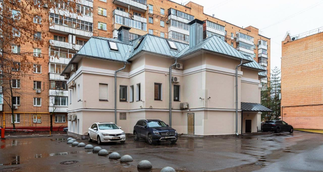 Аренда особняка класса В+, м.Баррикадная