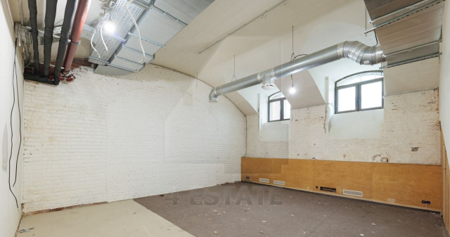 Аренда торгового помещения с отд. входом, м.Цветной бульвар