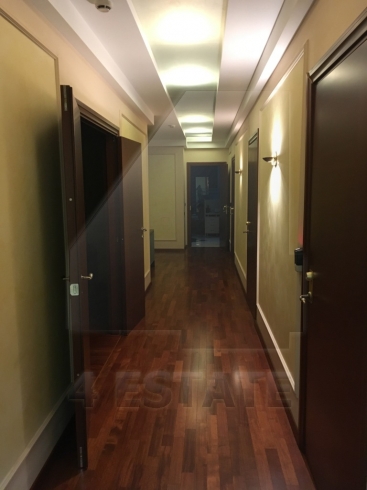 Представительский офис с отдельным входом и мебелью, м.Смоленская.