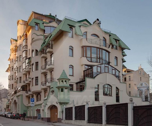 Продажа банковского помещения в элитном жилом доме, м.Кропоткинская.