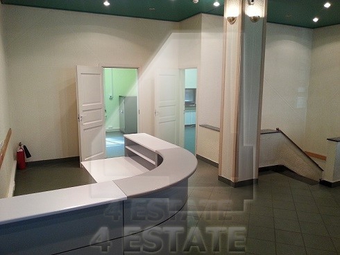 Продажа банковского помещения,м.Добрынинская.