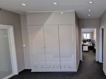 Продажа презентабельного особняка класса В+, м.Трубная.