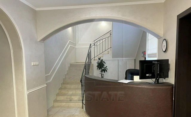 Аренда презентабельного особняка, м. Ул.1905г.