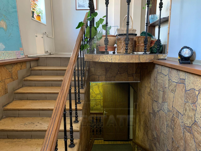 Продажа особняка класса В+, м.Цветной б-р.