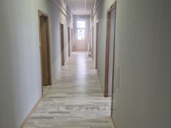 Офисное здание классса В, м. Улица 1905 г.