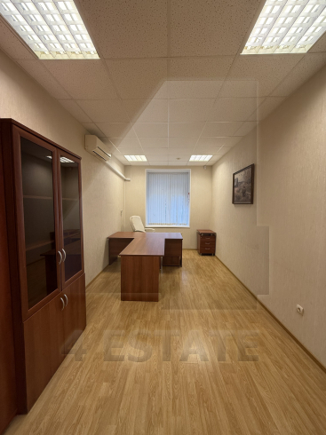 Продажа нежилого помещения с отдельным входом, м.Университет.