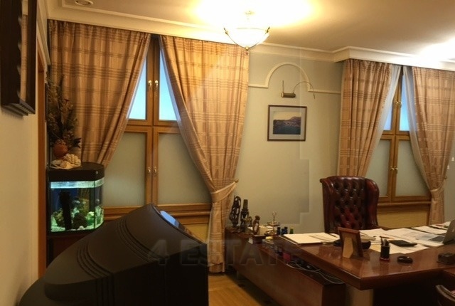 Аренда помещения свободного назначения, м.Баррикадная.