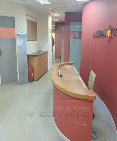 Аренда помещение свободного назначения с отд. входом, м.Новослободская.