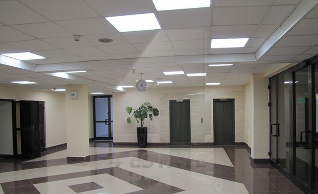 Аренда офисов в бизнес центре класса "В" м. Дмитровская.