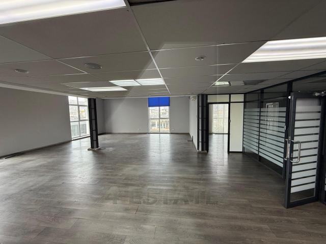 Аренда офиса в бизнес-центре класса А, м.Тульская.