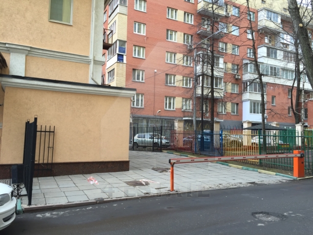 Продажа презентабельного здания, м.Красносельская.