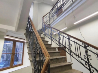 Аренда дизайнерского офиса в БЦ класса В+, м.Новокузнецкая.