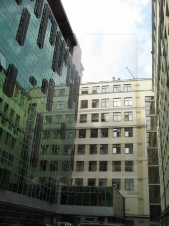 Продажа офиса в бизнес центре "Яуза Тауэр 2" класса А, м.Бауманская.