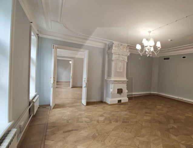 Исторический особняк класса В+, м.Парк Культуры.