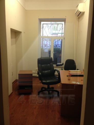 Аренда презентабельного особняка класса В+, м.Чистые пруды.