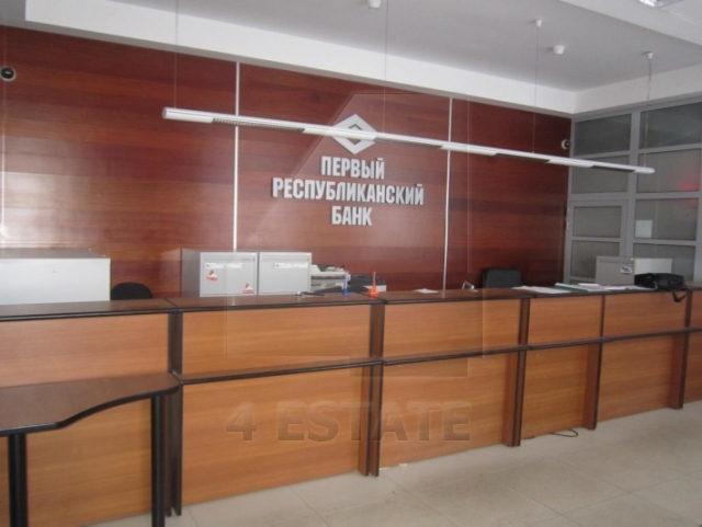 Помещение свободного назначения с отдельным входом(можно банк), м.Кожуховская.