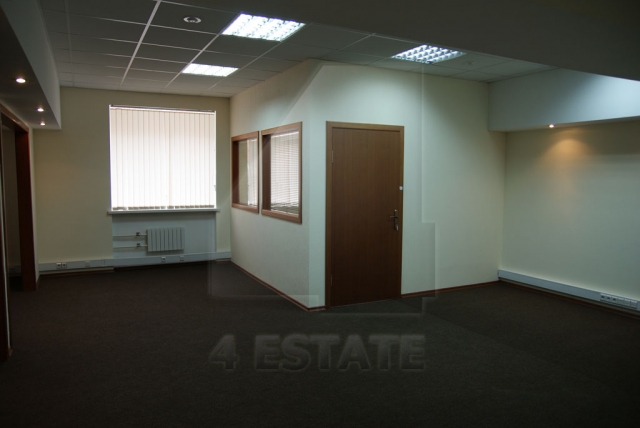 Предлагается аренда офисов в бизнес центре класса В+, м. Белорусская.
