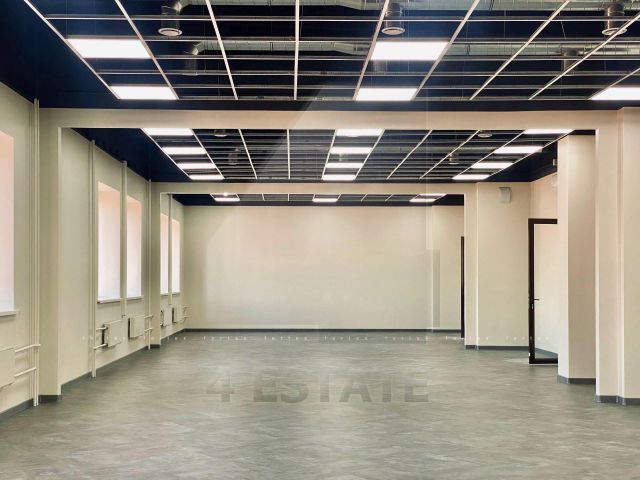 Аренда офисов в бизнес центре класса В+, м. Белорусская.