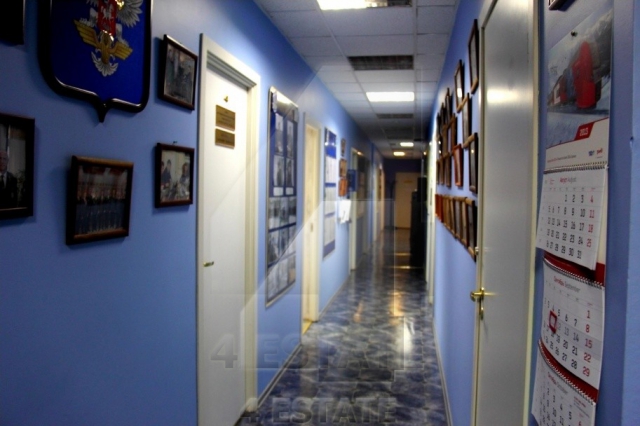 Аренда помещения в офисном здании м. Красносельская.