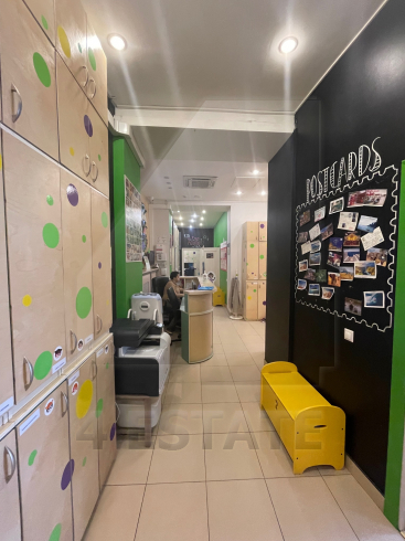 Продажа помещения с отдельным входом в особняке класса А, м.Арбатская.