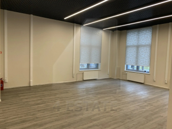 Аренда презентабельного офиса с отд. входом, м.Аэропорт.