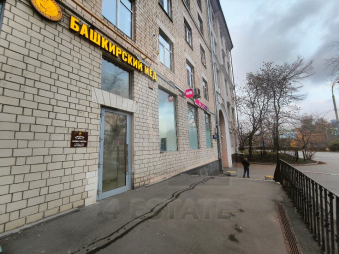Торговое помещение в аренду, м.Достоевская.