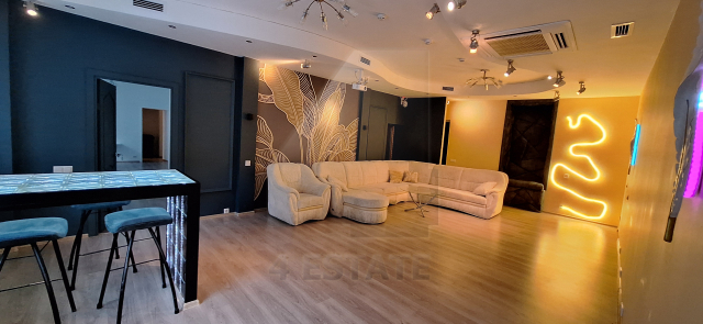 Аренда торгового помещения, м.Цветной б-р.