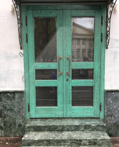 Реконструированный исторический особняк класса А, м.Чистые пруды.