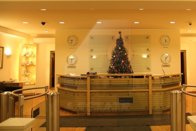 Продажа презентабельного особняка класса В+, м.Смоленская.