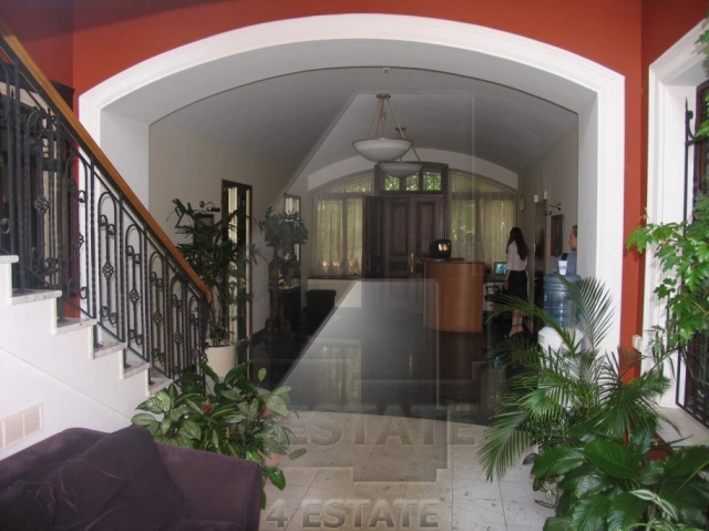 Продажа презентабельного особняка на м. Курская.