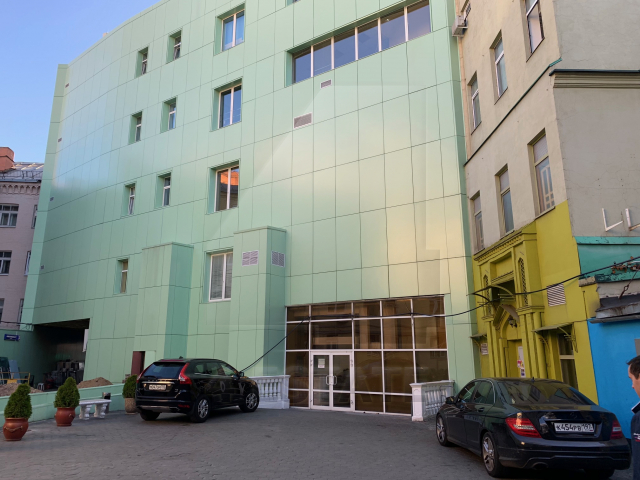 Бизнес-центр класса В+ "Сафа", м.Новослободская.