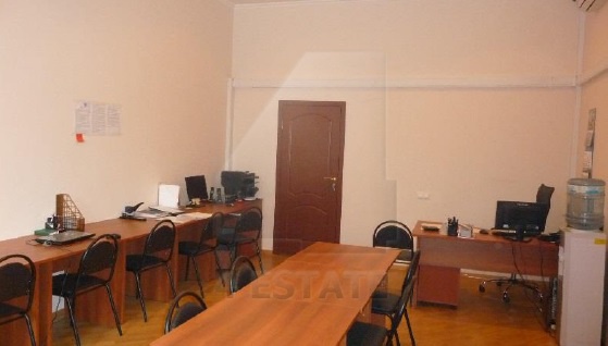 Продажа офиса с отдельным входом, м.Смоленская.