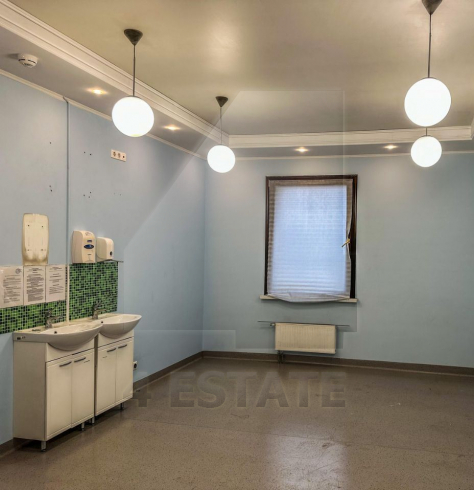 Аренда помещения под медицинский центр, м. Кропоткинская.