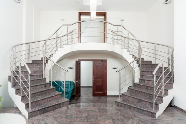 Представительский офис с отдельным входом, м.Смоленская.